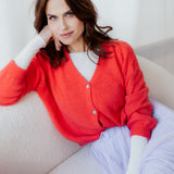 STRICKJACKE MIT V-AUSSCHNITT