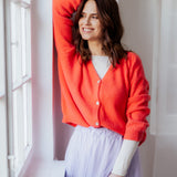 STRICKJACKE MIT V-AUSSCHNITT