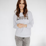 SWEATSHIRT MIT LEO-AUFSCHRIFT „AMOUR"