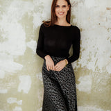MAXI LEOROCK IN ANTHRAZIT