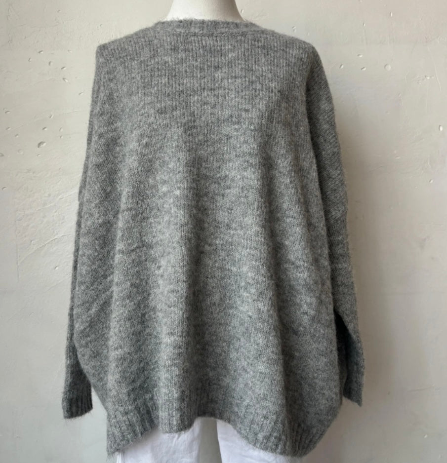 KUSCHELIGER LONGPULLI  „CHIARA“ IN ROSA UND ANTHRAZIT