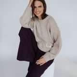 FLUFFY STRICKPULLI MIT STATEMENT-LABEL