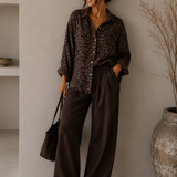 OVERSIZE LEO MUSSELINBLUSE IN SCHOKOBRAUN