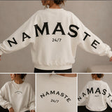 SWEATSHIRT „NAMASTE 24 / 7“