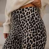 HIGH WAIST LEO LEGGINGS