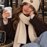 BEANIE UND SCHAL SET MIT LEOHERZCHEN