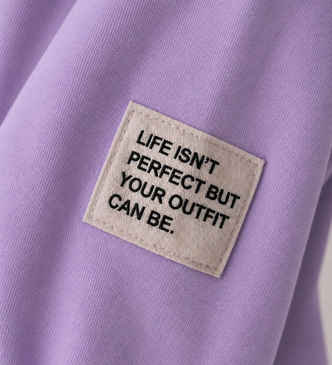 EINFARBIGER BUTTERSTOFF SWEATER "KEEP IT SIMPLE"