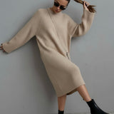 GRIPPTES STRICKKLEID IN BEIGE