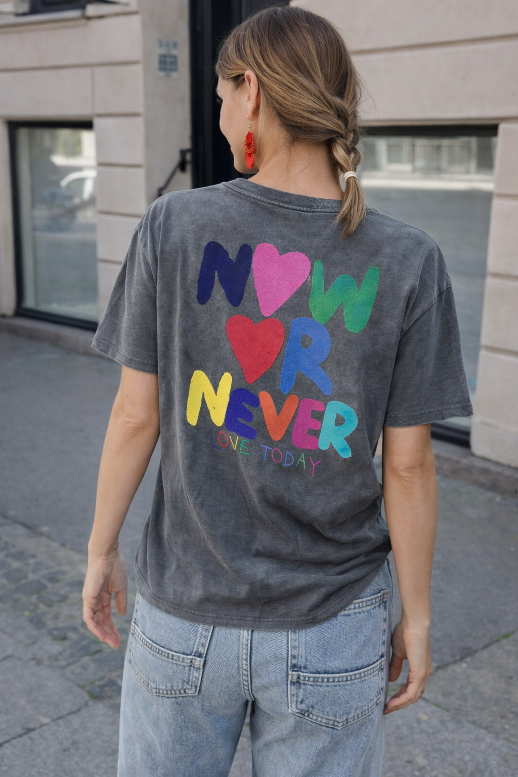 T-Shirt Now or never - anthrazit