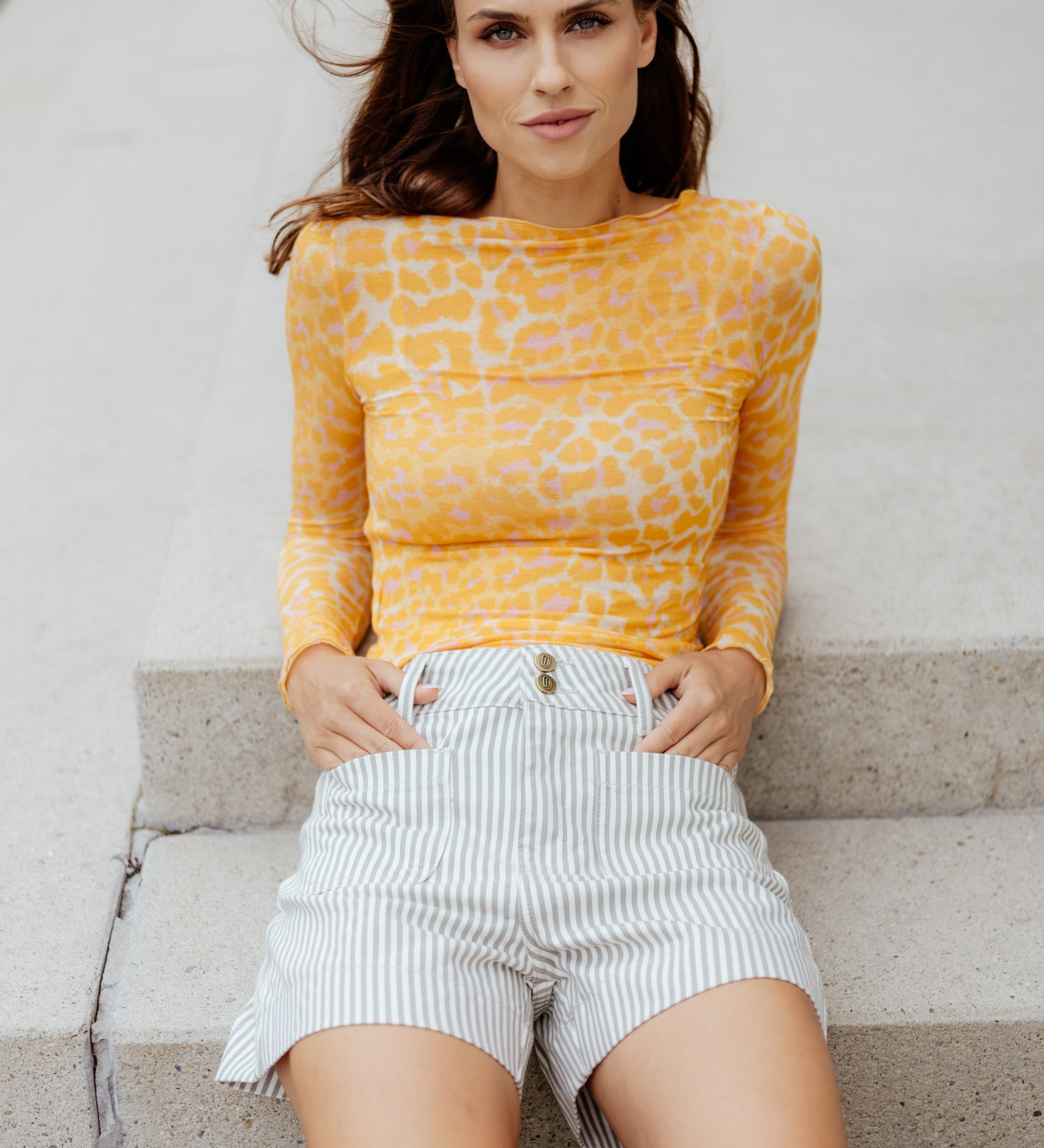 MESH-LONGSLEEVE "COLOURFUL LEO"
