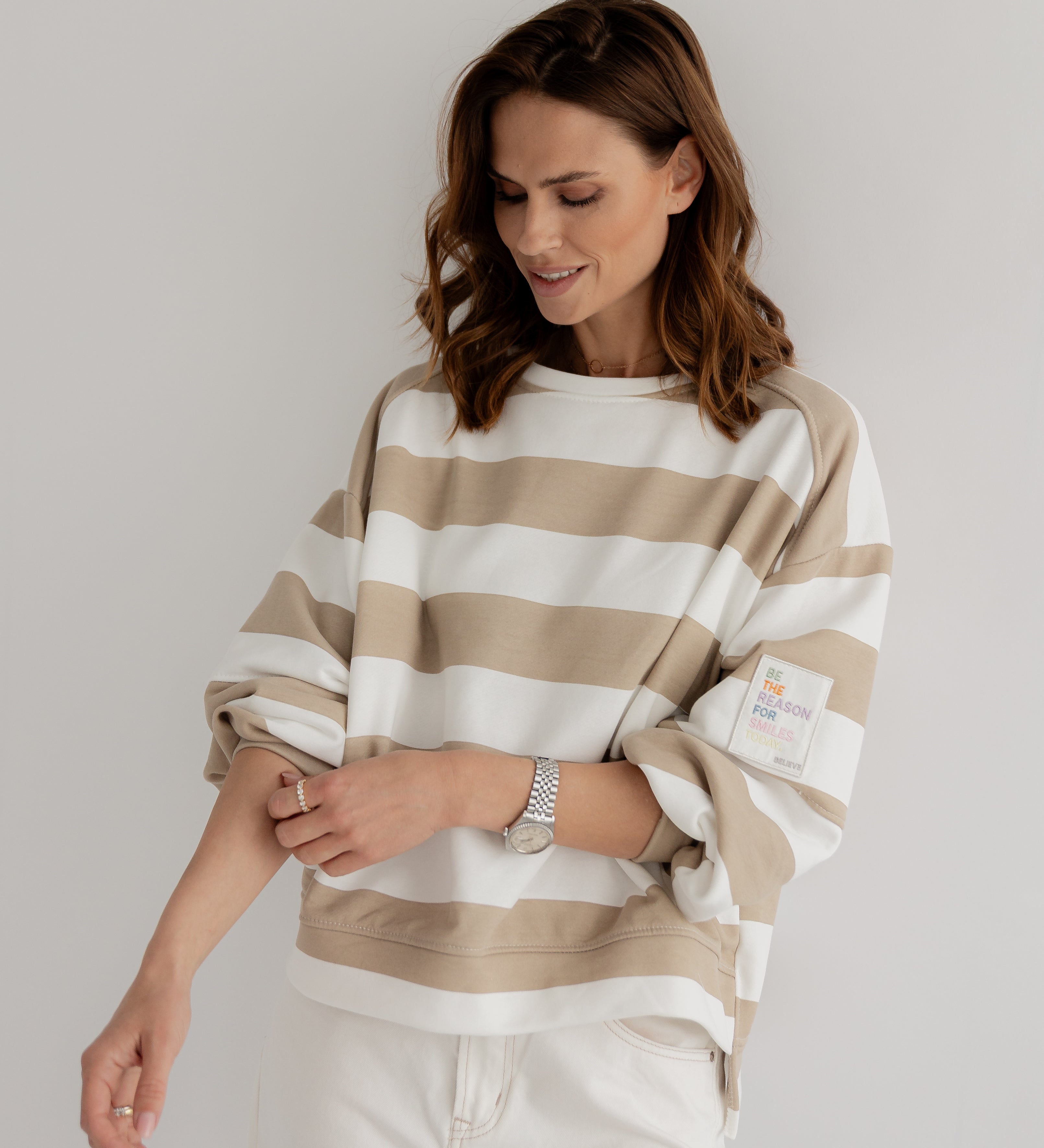 SWEATSHIRT „BE THE REASON FOR SMILES TODAY"