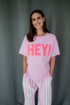OVERSIZE T-SHIRT „HEY"
