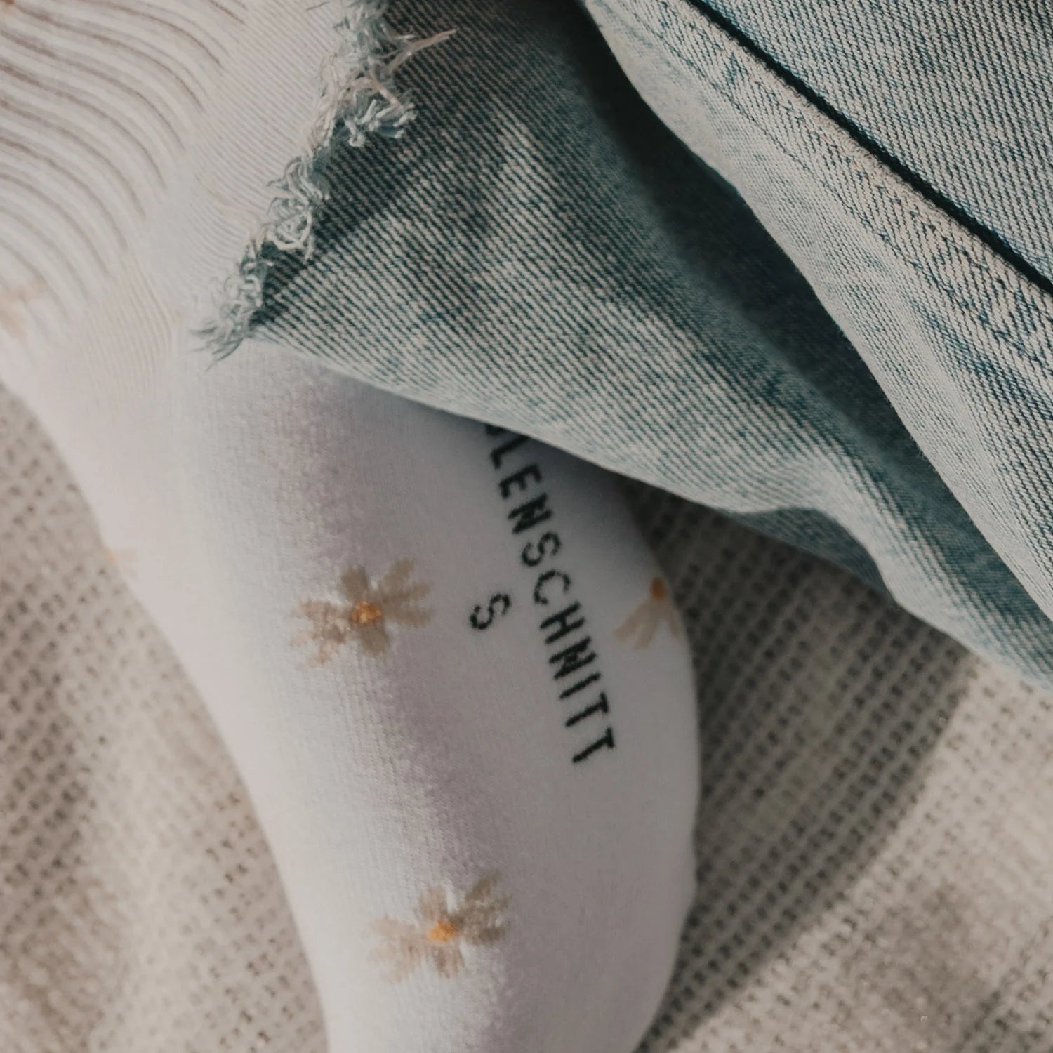 SOCKEN "ALLOVER DAISY"